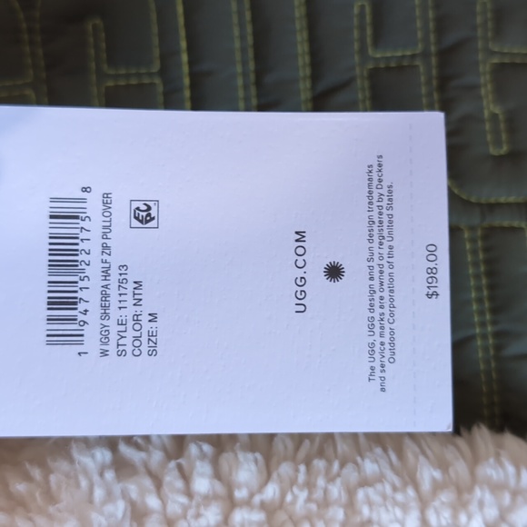 NWT UGG Iggy Sherpa Half Zip Pullover - Picture 16 of 16